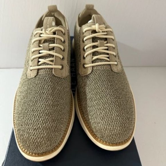 Cole Haan, Men's  Grand Atlantic Knit Sneaker Cream size 8 New In Box - Picture 1 of 5